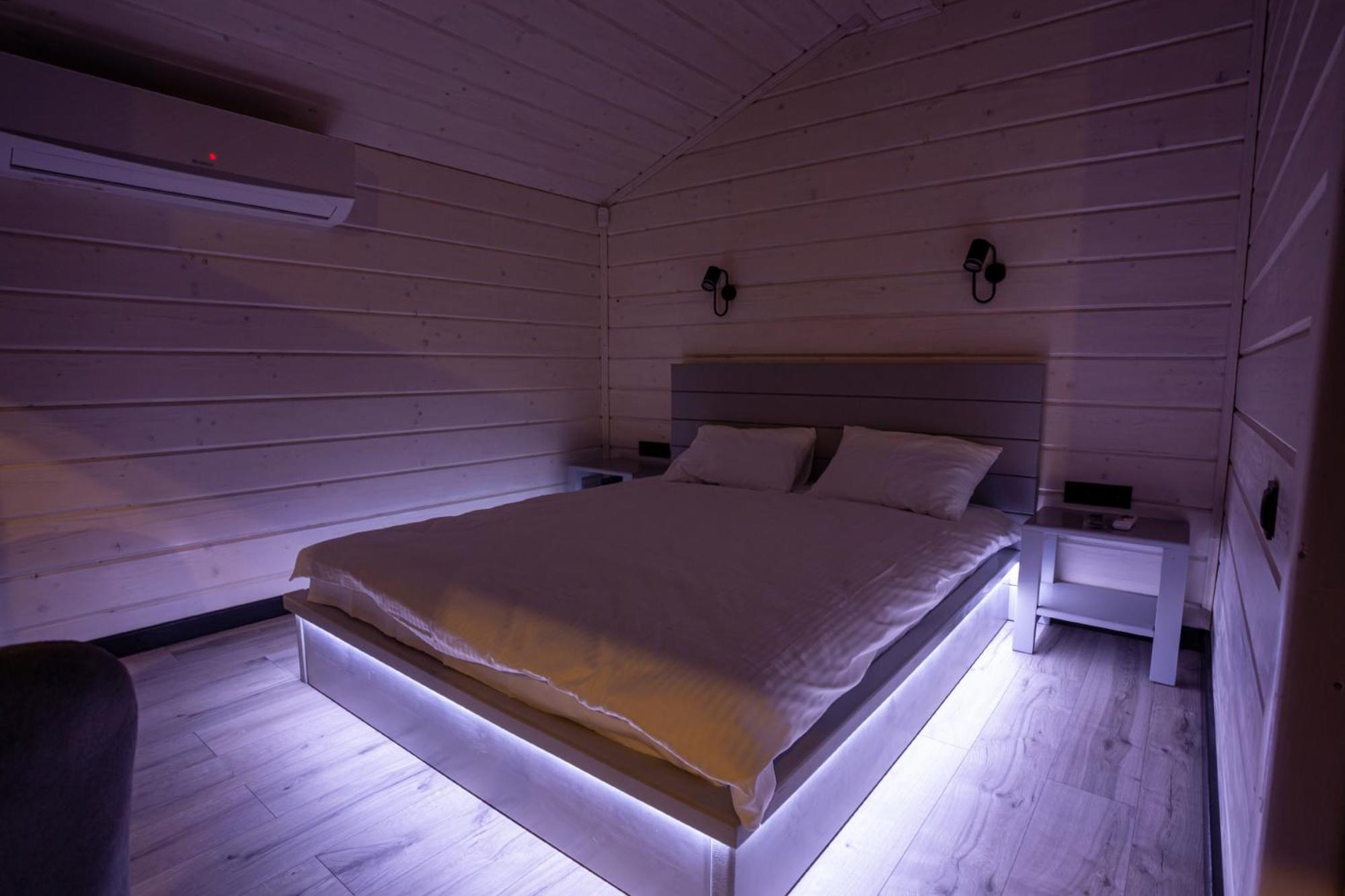 Lisoviy Zatyshok, Z Vidkrutum Litnim Baseynom Hotel Slavske Ngoại thất bức ảnh