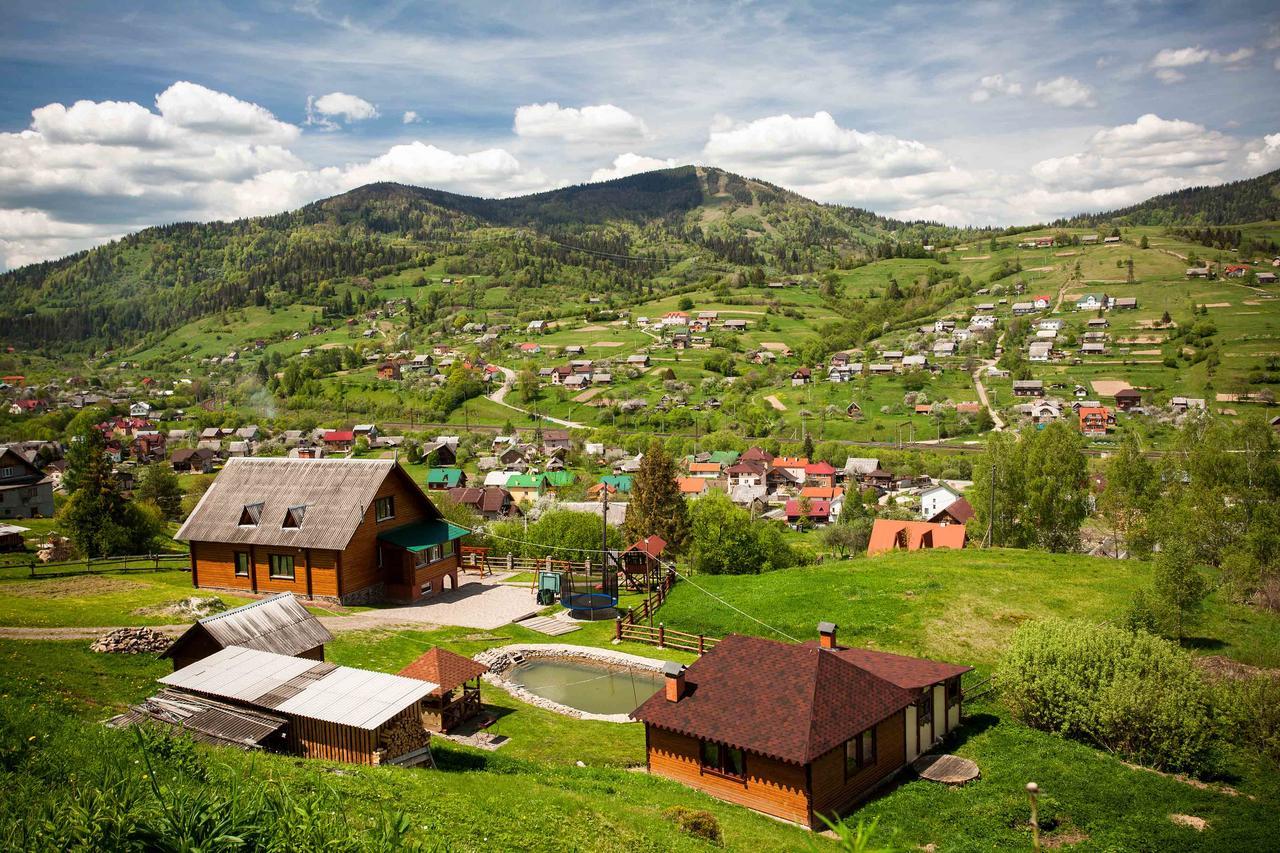 Lisoviy Zatyshok, Z Vidkrutum Litnim Baseynom Hotel Slavske Ngoại thất bức ảnh